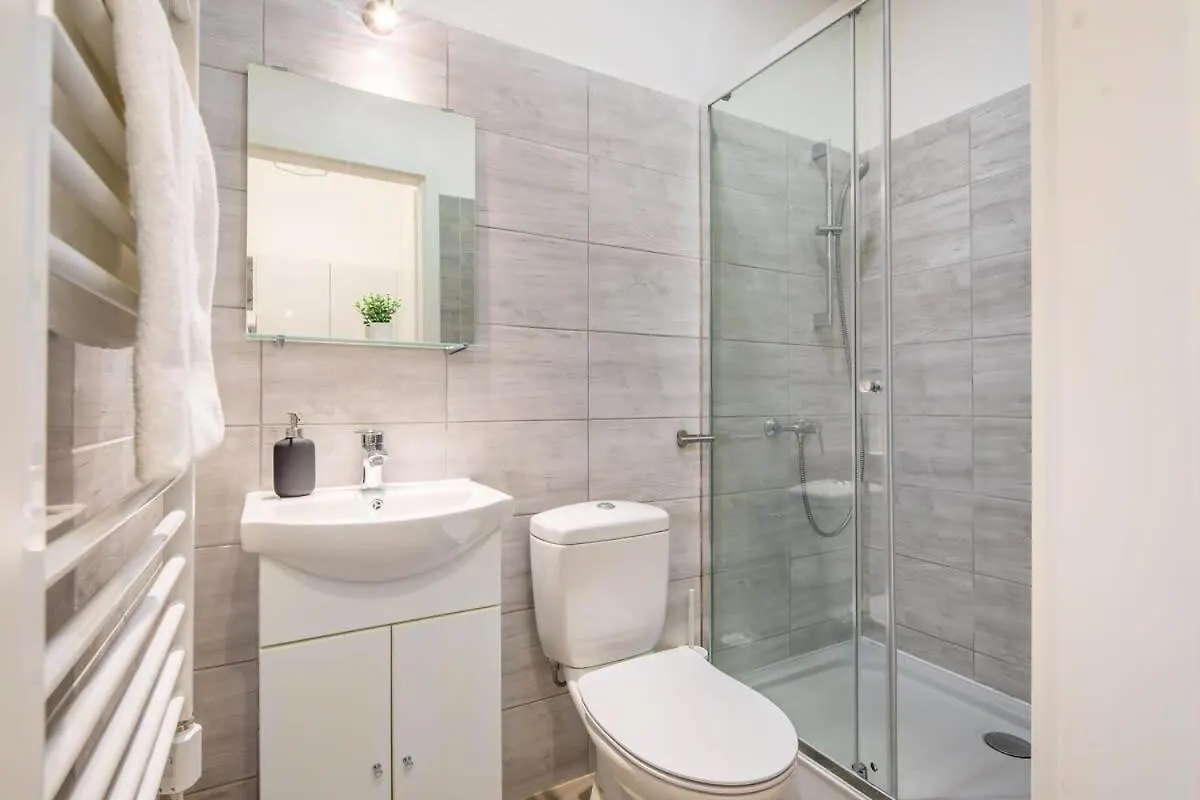 Ultra Central New Studio Budapest 0*,  Hungary